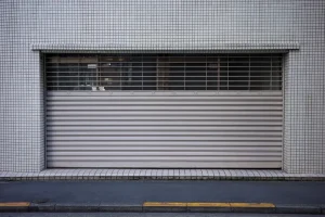 Garage door supplier